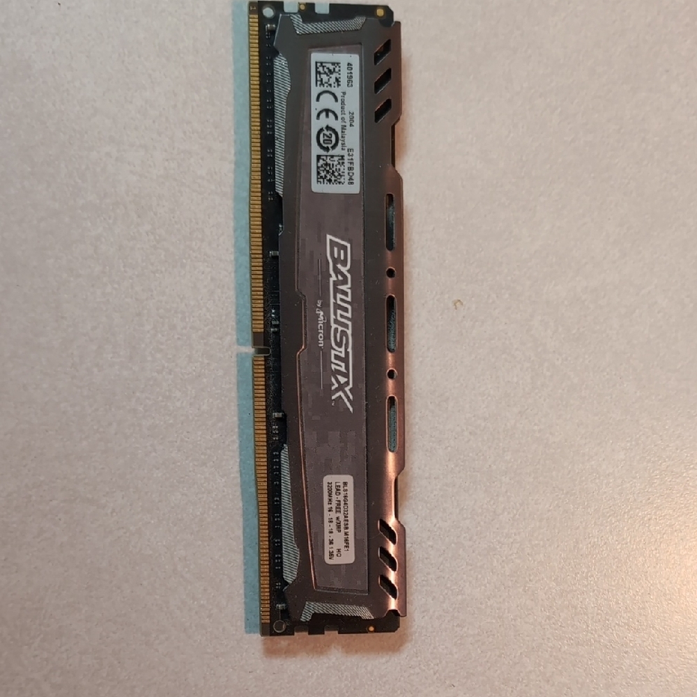 Two 16G BALLISTIX By Micron RAM 3200MHz - Picture 4 of 4